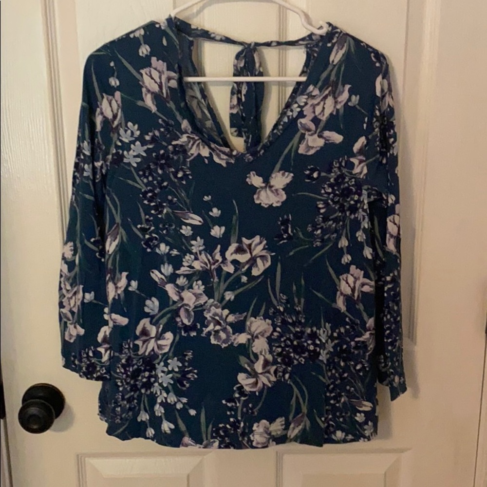 LOFT long sleeve shirt